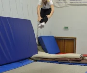 школа акробатики и прыжков на батуте прорыв изображение 5 на проекте lovefit.ru