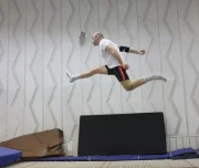 школа акробатики и прыжков на батуте прорыв изображение 6 на проекте lovefit.ru